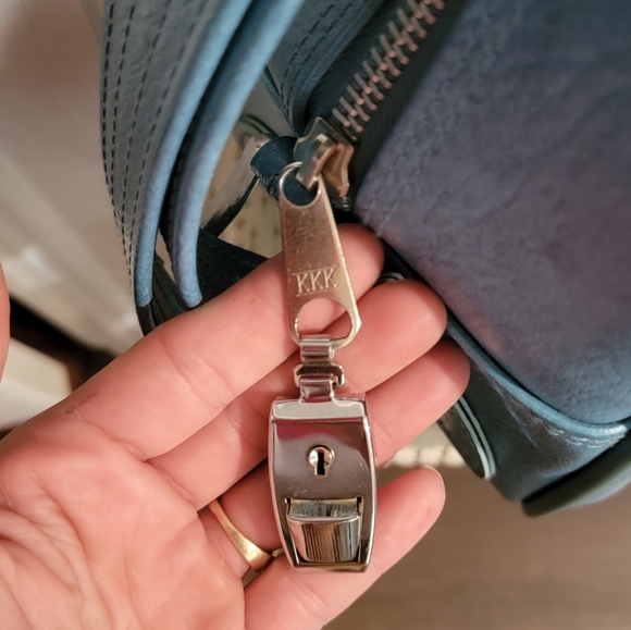 Vintage American Tourister Blue messenger bag - Picture 7 of 13